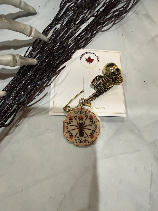 Skull button pins