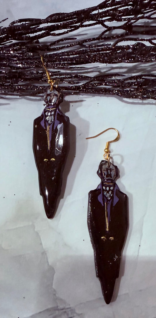 Poe Dangles